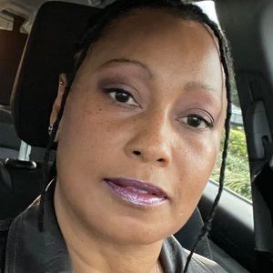 Meet your Posher, Simone